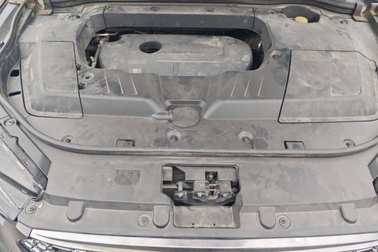 Used Wey VV6 2021 2.0T Two-Wheel Drive Smart Protection+ Engine Bay