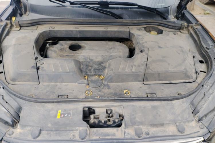 Used Wey VV6 2021 2.0T Two-Wheel Drive Smart Plus Engine Bay