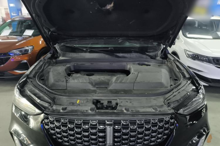 Used Wey VV6 2021 2.0T Two-Wheel Drive Smart Protection+ Engine Bay