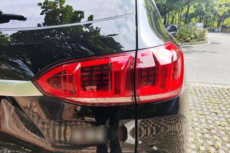 Used Wey VV6 2021 2.0T Two-Wheel Drive Smart Protection+ Exterior 7
