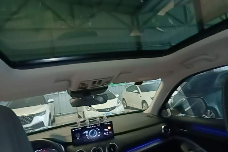 Used Wey VV6 2021 2.0T Two-Wheel Drive Smart Protection+ Headliner