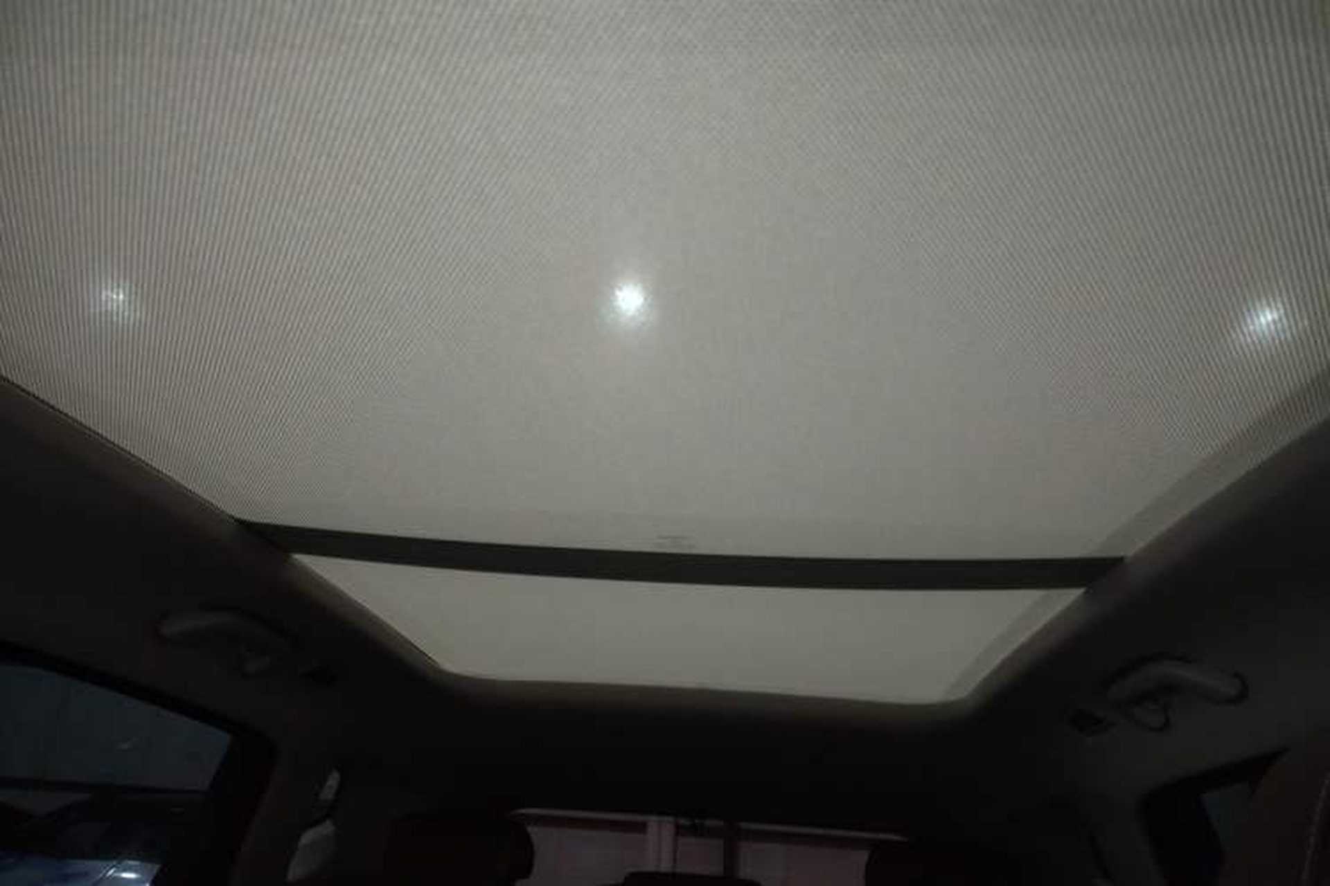 Used Wey VV6 2021 2.0T Two-Wheel Drive Smart Plus Headliner