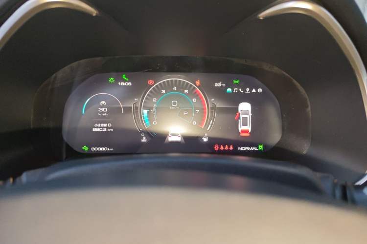 Used Wey VV6 2021 2.0T Two-Wheel Drive Smart Plus Instrument Cluster