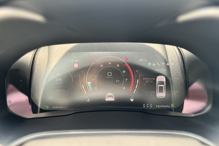 Used Wey VV6 2021 2.0T Two-Wheel Drive Smart Plus Instrument Cluster