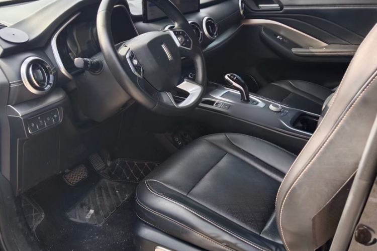 Used Wey VV6 2021 2.0T Two-Wheel Drive Smart Protection+ Interior 1