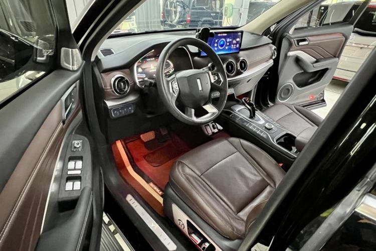 Used Wey VV6 2021 2.0T Two-Wheel Drive Smart Plus Interior 3