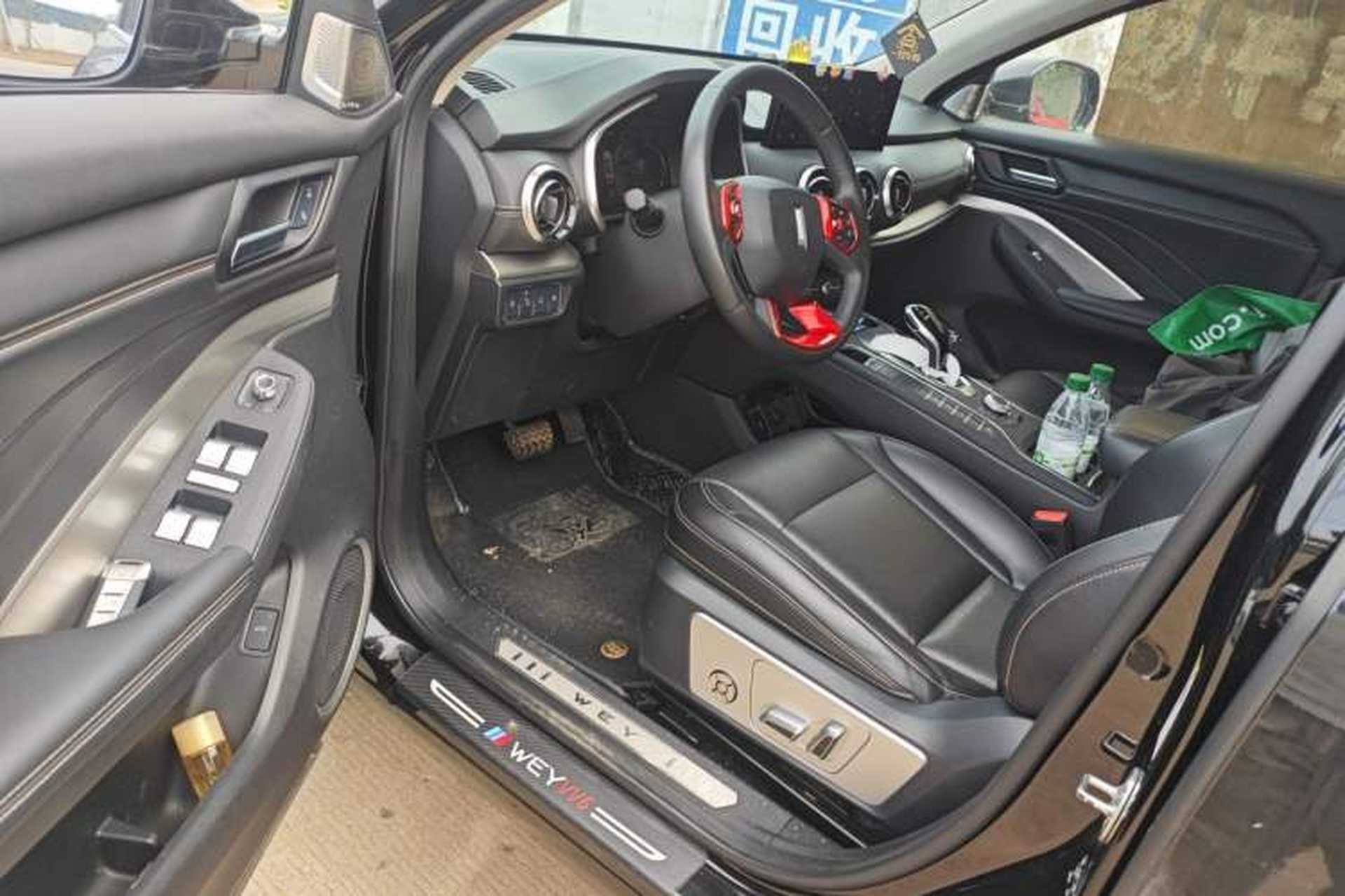 Used Wey VV6 2021 2.0T Two-Wheel Drive Smart Protection+ Interior 3