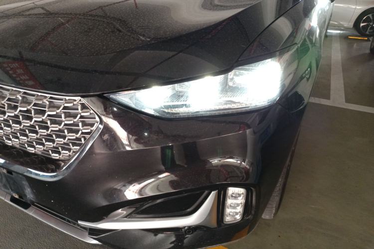 Used Wey VV6 2021 2.0T Two-Wheel Drive Smart Plus Left Front Headlight