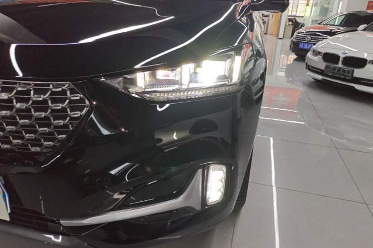 Used Wey VV6 2021 2.0T Two-Wheel Drive Smart Protection+ Left Front Headlight