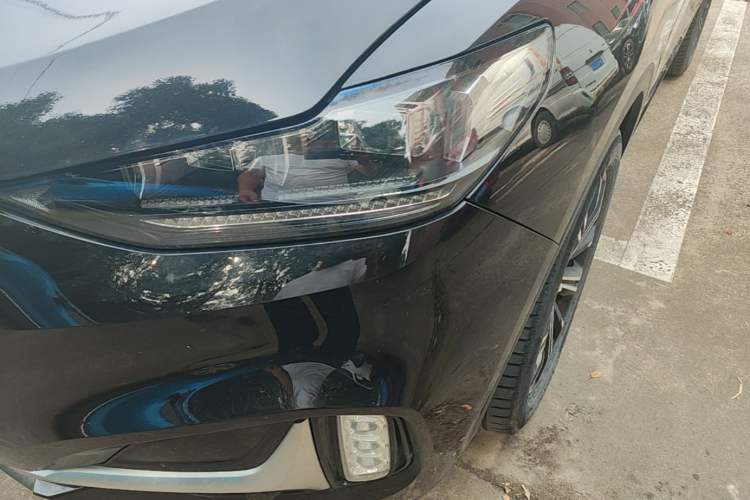 Used Wey VV6 2021 2.0T Two-Wheel Drive Smart Protection+ Left Front Headlight