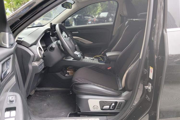 Used Wey VV6 2021 2.0T Two-Wheel Drive Smart Plus Left Front Seat