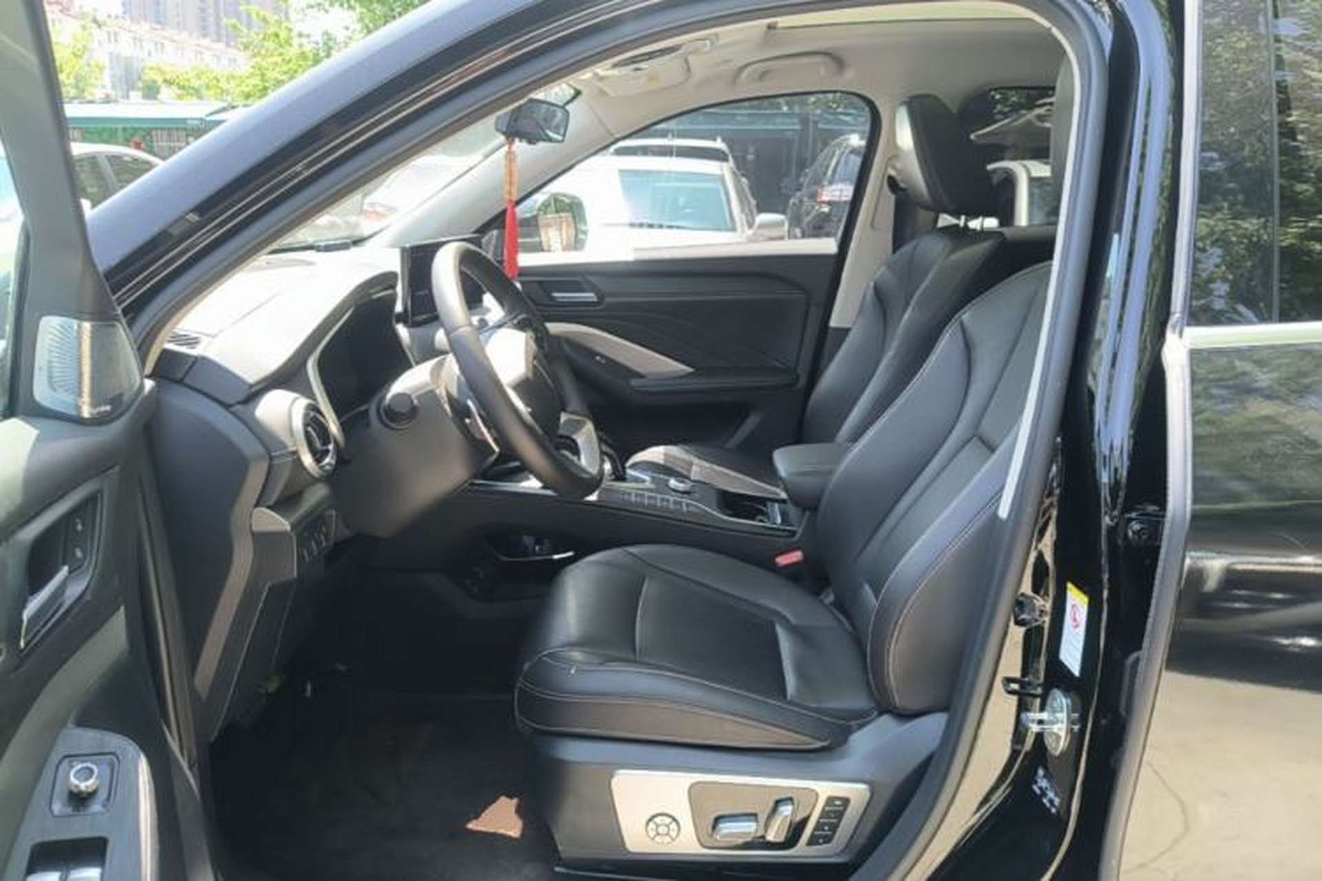 Used Wey VV6 2021 2.0T Two-Wheel Drive Smart Plus Left Front Seat