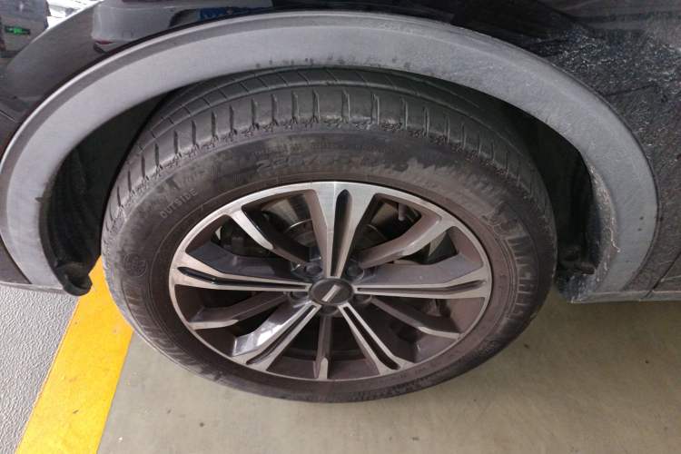 Used Wey VV6 2021 2.0T Two-Wheel Drive Smart Plus Left Front Wheel Hub