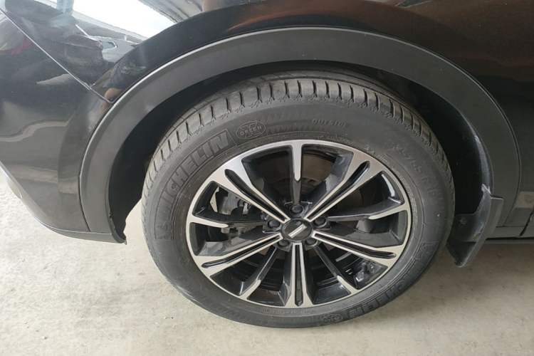Used Wey VV6 2021 2.0T Two-Wheel Drive Smart Protection+ Left Front Wheel Hub