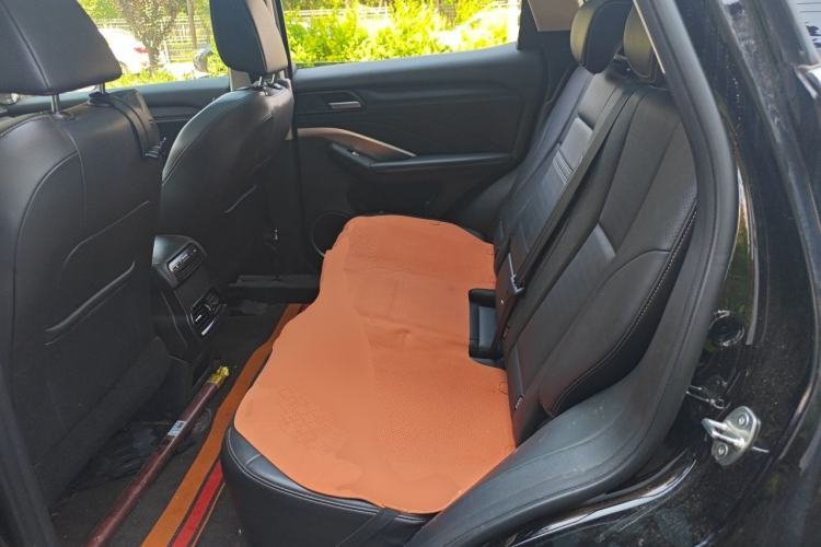 Used Wey VV6 2021 2.0T Two-Wheel Drive Smart Plus Left Rear Seat