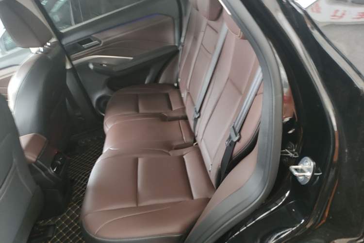 Used Wey VV6 2021 2.0T Two-Wheel Drive Smart Protection+ Left Rear Seat