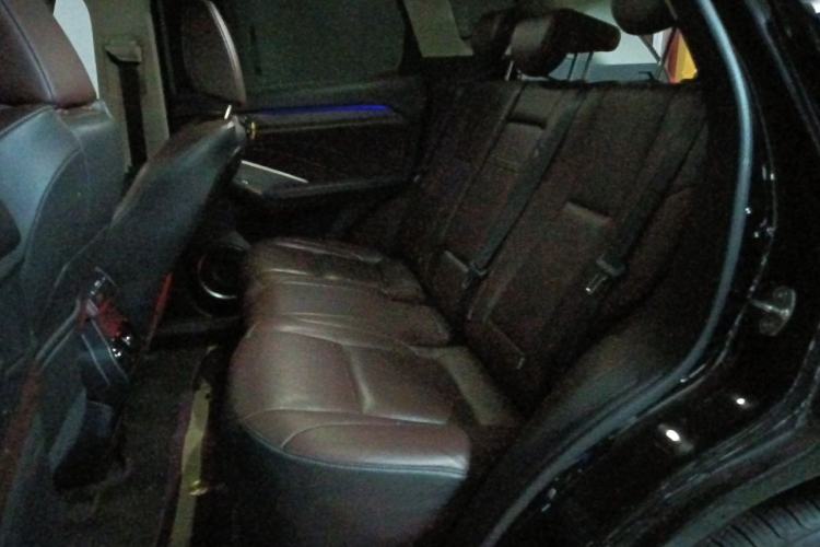 Used Wey VV6 2021 2.0T Two-Wheel Drive Smart Plus Left Rear Seat
