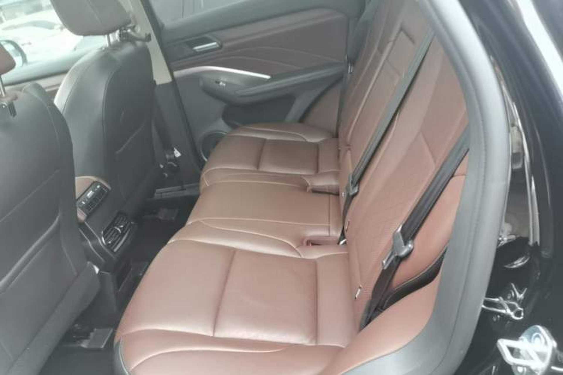 Used Wey VV6 2021 2.0T Two-Wheel Drive Smart Plus Left Rear Seat