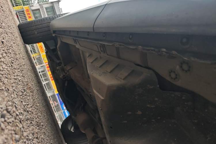 Used Wey VV6 2021 2.0T Two-Wheel Drive Smart Protection+ Left Side Sill