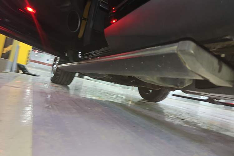 Used Wey VV6 2021 2.0T Two-Wheel Drive Smart Plus Left Side Sill