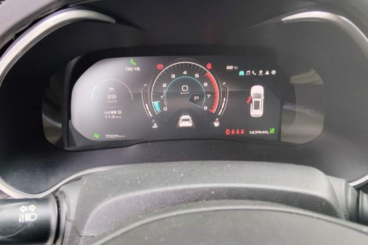 Used Wey VV6 2021 2.0T Two-Wheel Drive Smart Plus Odometer Close Up