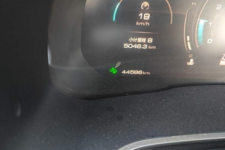 Used Wey VV6 2021 2.0T Two-Wheel Drive Smart Plus Odometer Close Up