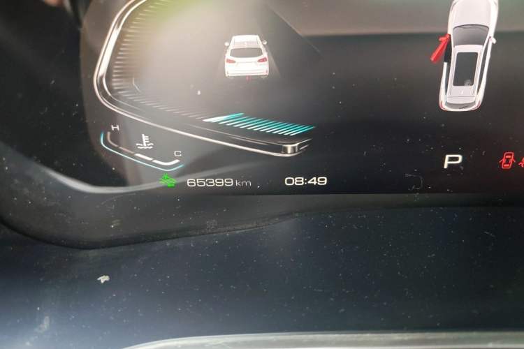 Used Wey VV6 2021 2.0T Two-Wheel Drive Smart Plus Odometer Close Up