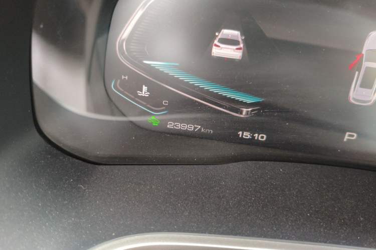 Used Wey VV6 2021 2.0T Two-Wheel Drive Smart Plus Odometer Close Up