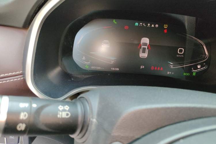 Used Wey VV6 2021 2.0T Two-Wheel Drive Smart Protection+ Odometer Close Up