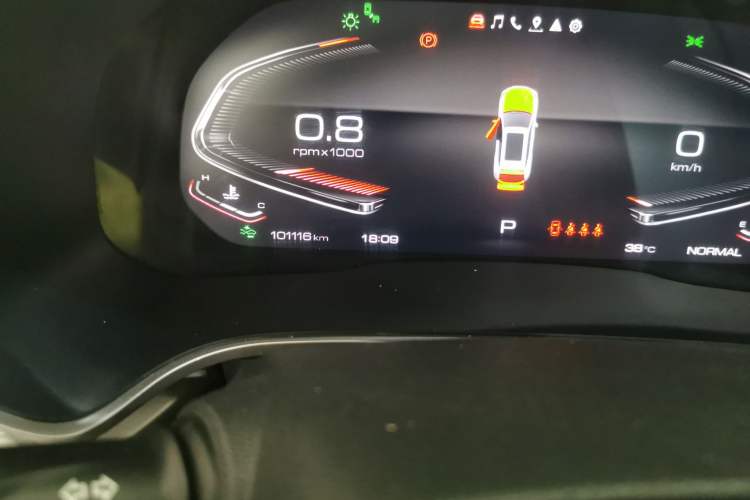 Used Wey VV6 2021 2.0T Two-Wheel Drive Smart Plus Odometer Close Up