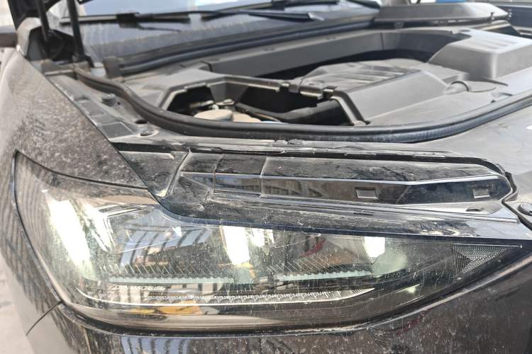 Used Wey VV6 2021 2.0T Two-Wheel Drive Smart Protection+ Right Front Headlight