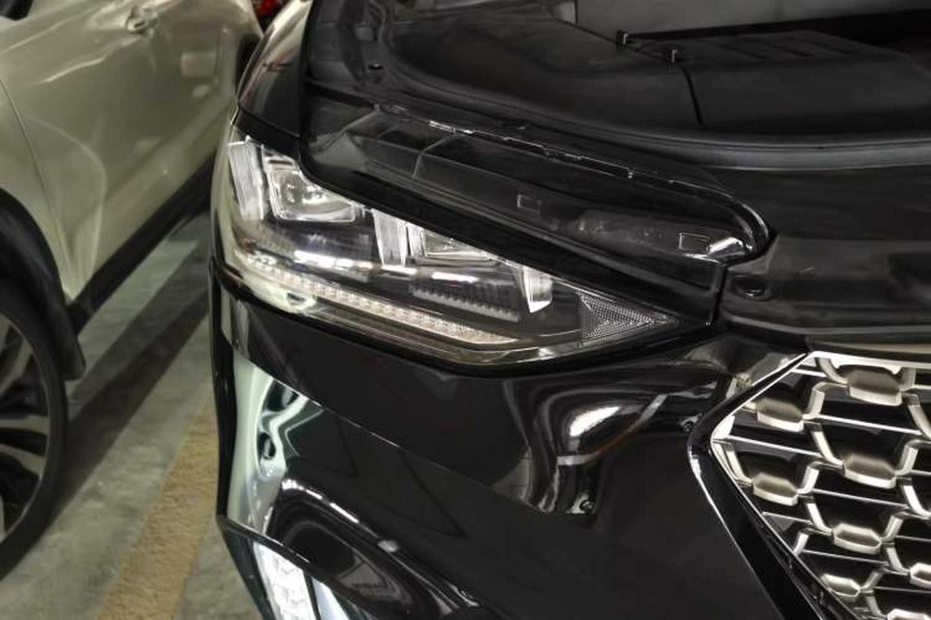 Used Wey VV6 2021 2.0T Two-Wheel Drive Smart Protection+ Right Front Headlight