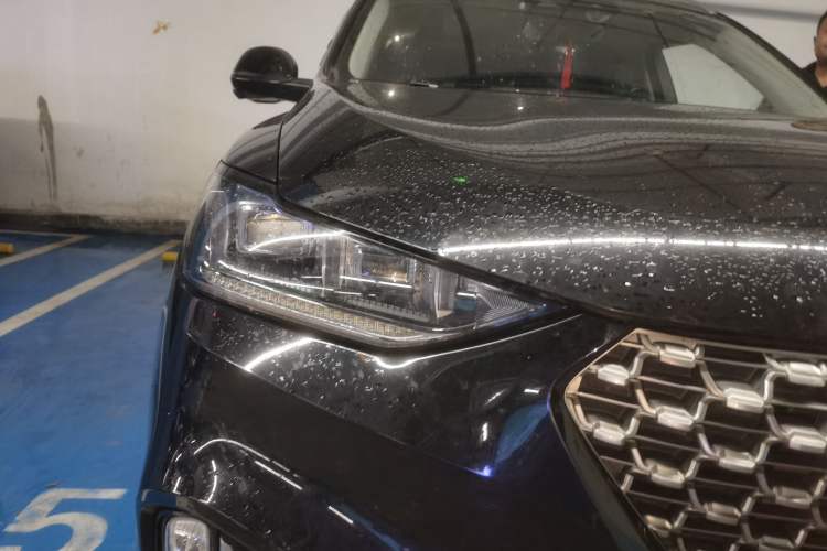Used Wey VV6 2021 2.0T Two-Wheel Drive Smart Plus Right Front Headlight