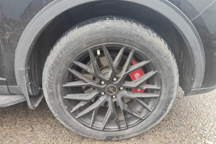 Used Wey VV6 2021 2.0T Two-Wheel Drive Smart Protection+ Right Front Wheel Hub