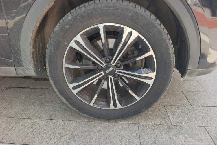 Used Wey VV6 2021 2.0T Two-Wheel Drive Smart Protection+ Right Front Wheel Hub
