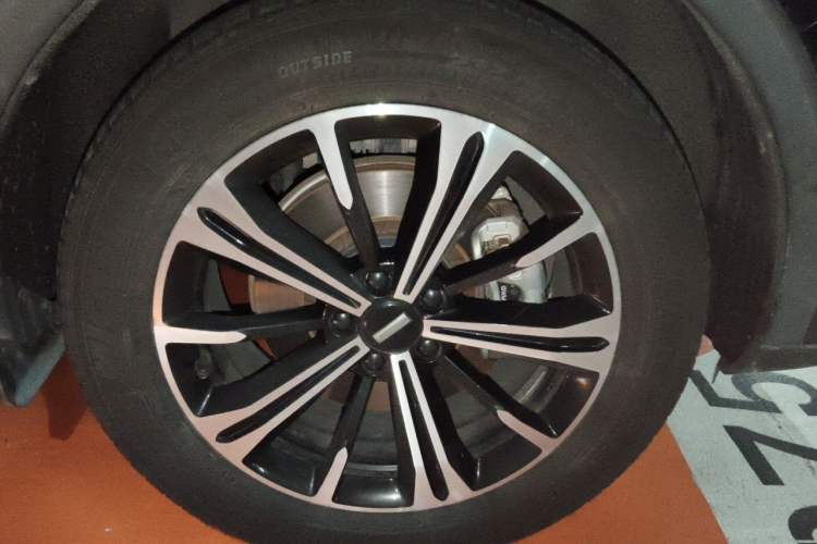 Used Wey VV6 2021 2.0T Two-Wheel Drive Smart Protection+ Right Front Wheel Hub