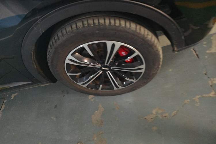 Used Wey VV6 2021 2.0T Two-Wheel Drive Smart Protection+ Right Front Wheel Hub