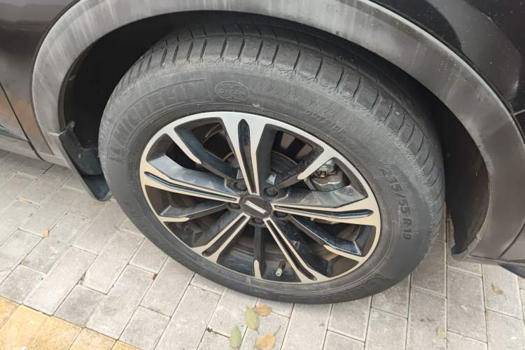 Used Wey VV6 2021 2.0T Two-Wheel Drive Smart Protection+ Right Front Wheel Hub