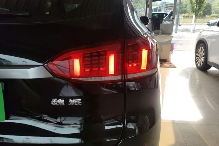 Used Wey VV6 2021 2.0T Two-Wheel Drive Smart Plus Right Rear Taillight