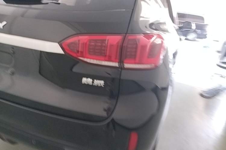 Used Wey VV6 2021 2.0T Two-Wheel Drive Smart Plus Right Rear Taillight