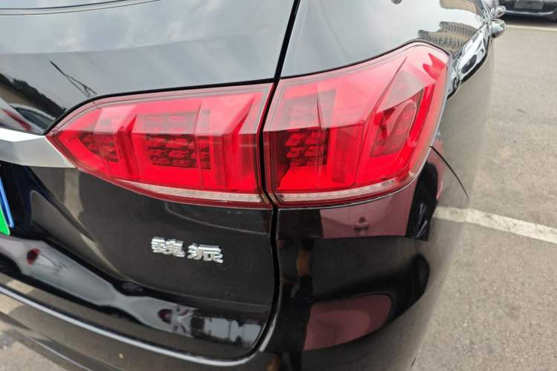 Used Wey VV6 2021 2.0T Two-Wheel Drive Smart Protection+ Right Rear Taillight