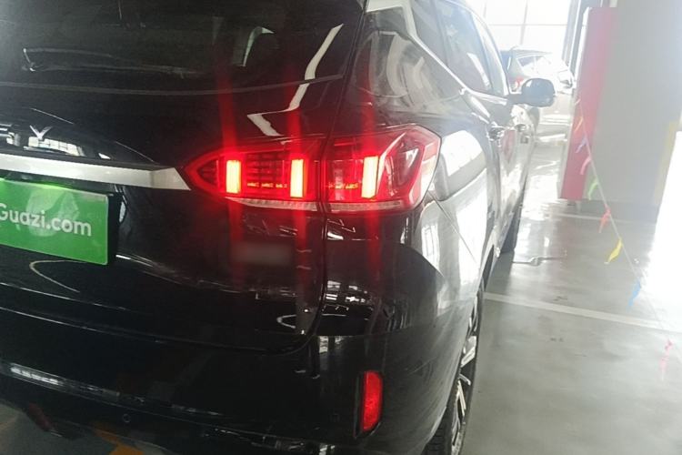 Used Wey VV6 2021 2.0T Two-Wheel Drive Smart Plus Right Rear Taillight