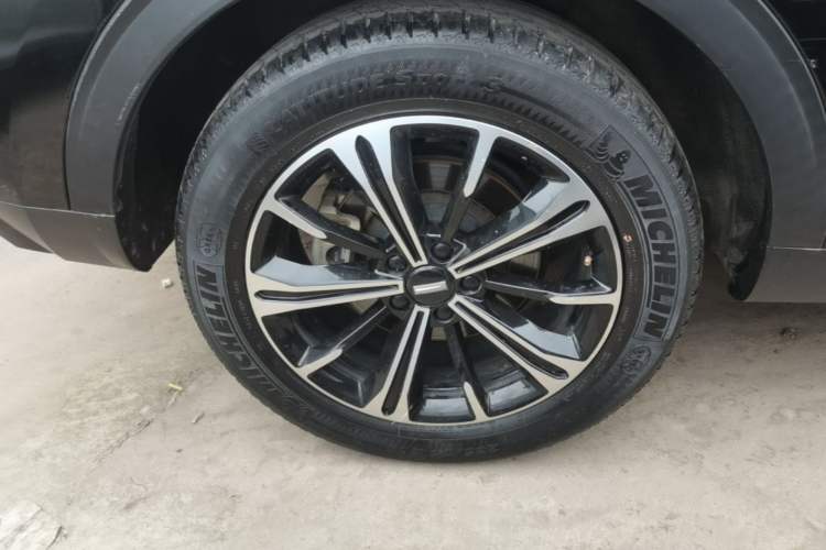 Used Wey VV6 2021 2.0T Two-Wheel Drive Smart Plus Right Rear Wheel Hub