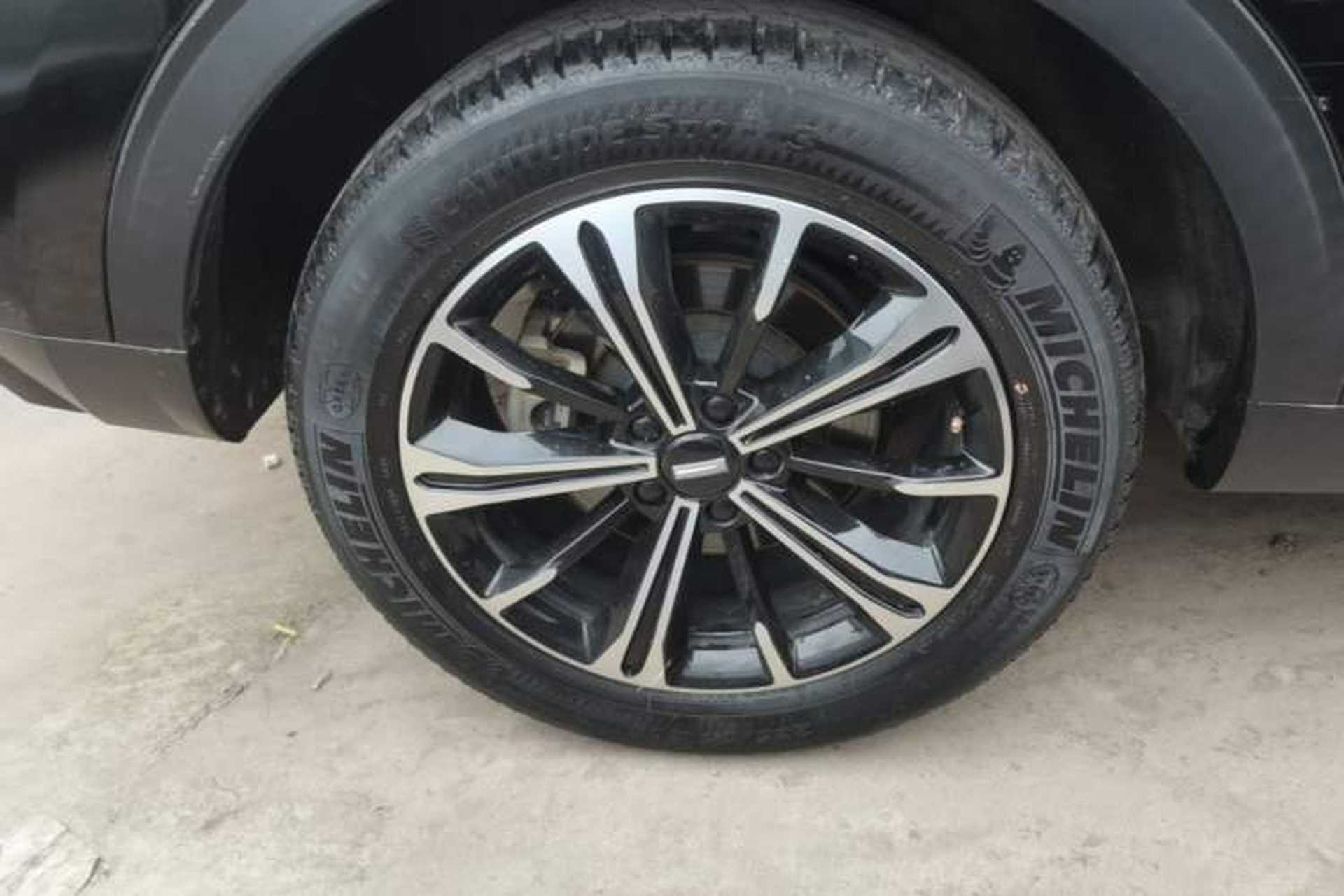 Used Wey VV6 2021 2.0T Two-Wheel Drive Smart Plus Right Rear Wheel Hub