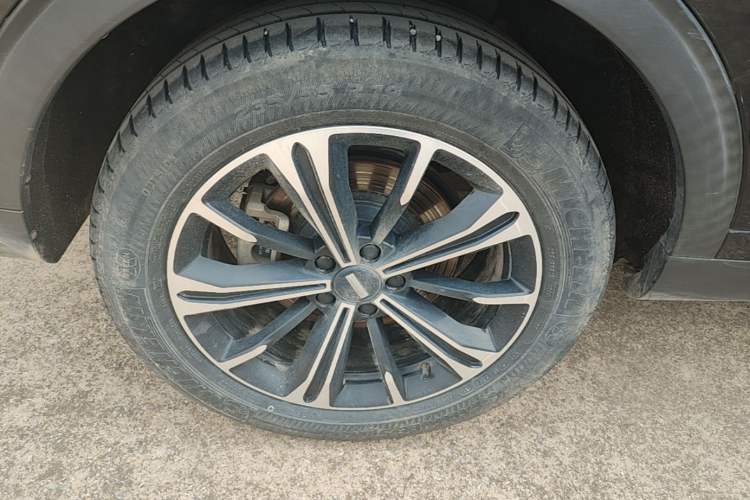 Used Wey VV6 2021 2.0T Two-Wheel Drive Smart Protection+ Right Rear Wheel Hub