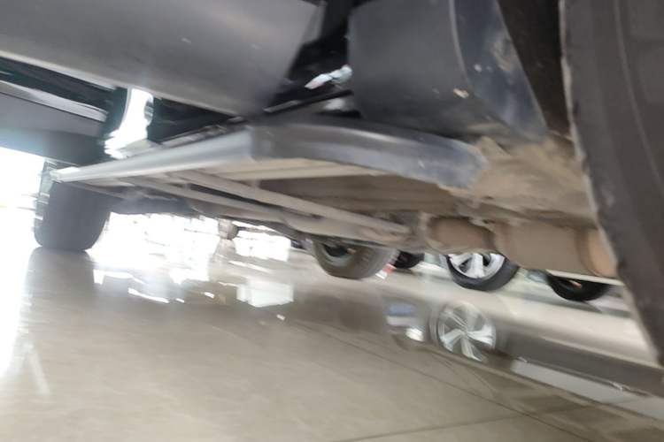 Used Wey VV6 2021 2.0T Two-Wheel Drive Smart Plus Right Side Sill