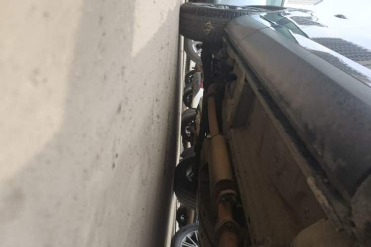 Used Wey VV6 2021 2.0T Two-Wheel Drive Smart Plus Right Side Sill