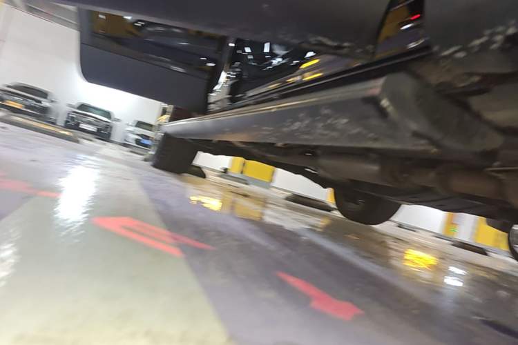 Used Wey VV6 2021 2.0T Two-Wheel Drive Smart Plus Right Side Sill