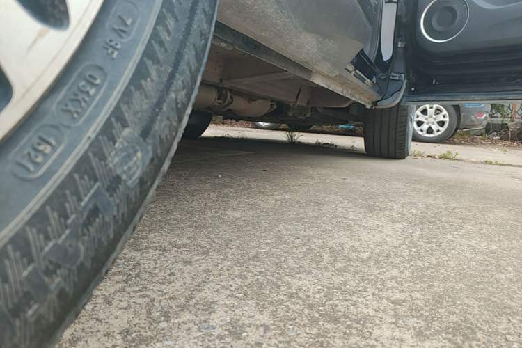 Used Wey VV6 2021 2.0T Two-Wheel Drive Smart Protection+ Right Side Sill