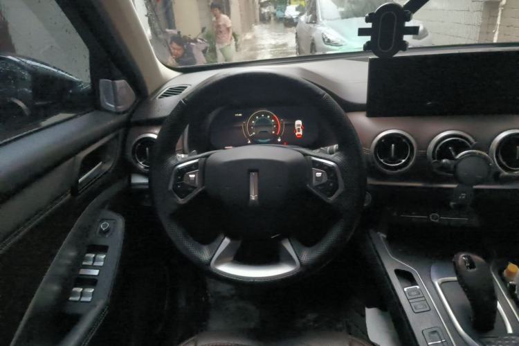Used Wey VV6 2021 2.0T Two-Wheel Drive Smart Plus Steering Wheel